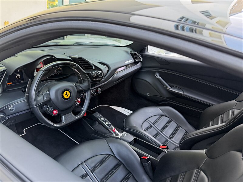 2017 Ferrari 488 GTB - Photo 2 - Bonita Springs, FL 34134