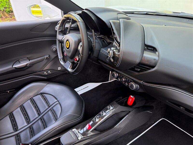 2017 Ferrari 488 GTB - Photo 34 - Bonita Springs, FL 34134