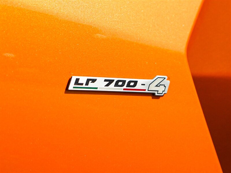 2014 Lamborghini Aventador LP 700-4 - Photo 37 - Bonita Springs, FL 34134
