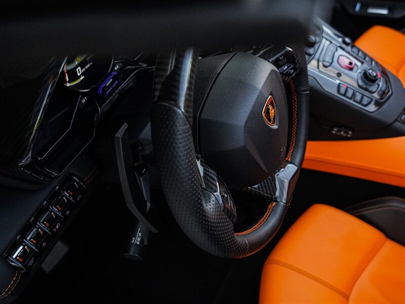 2014 Lamborghini Aventador LP 700-4 - Photo 25 - Bonita Springs, FL 34134