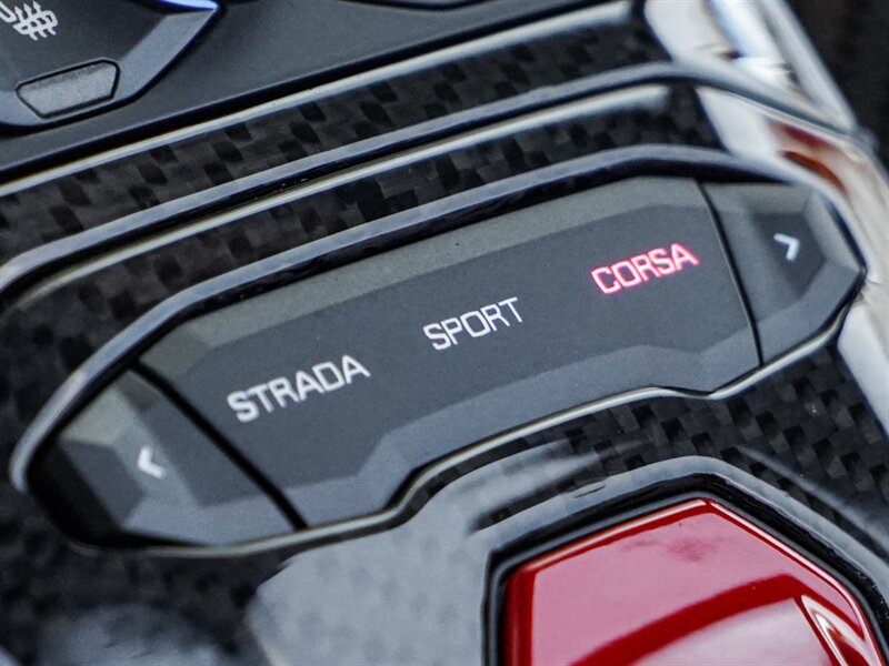 2014 Lamborghini Aventador LP 700-4 - Photo 29 - Bonita Springs, FL 34134