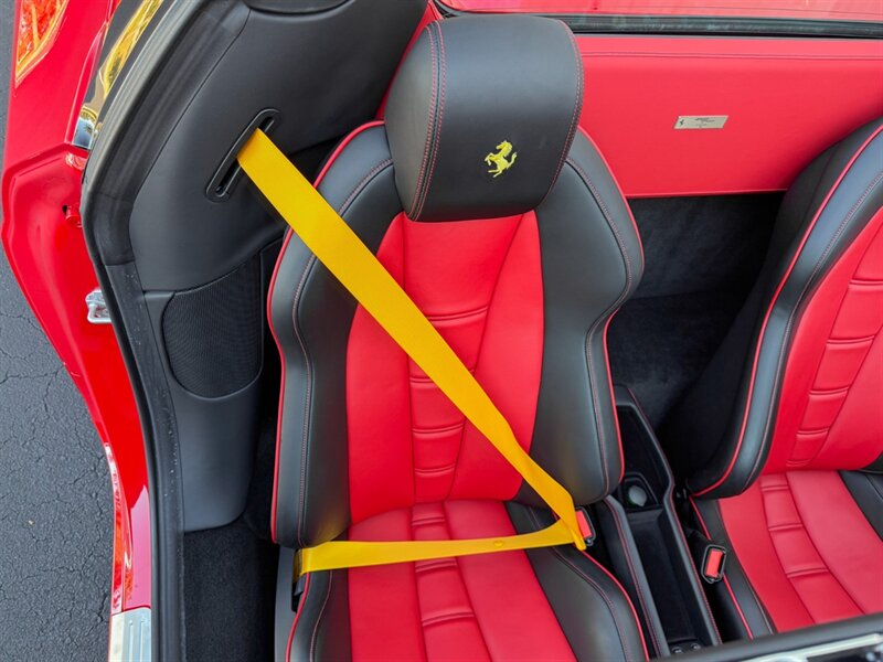 2015 Ferrari 458 Spider   - Photo 39 - Bonita Springs, FL 34134