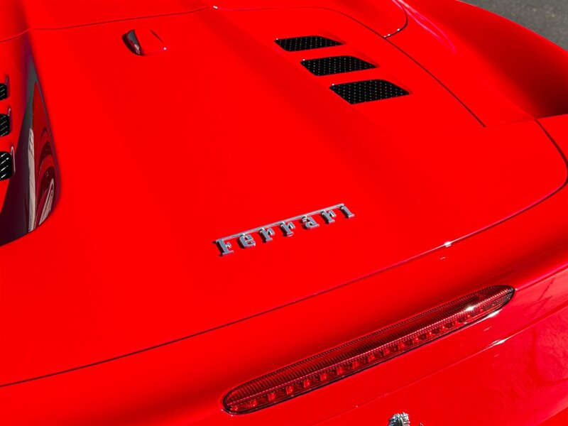 2015 Ferrari 458 Spider   - Photo 64 - Bonita Springs, FL 34134