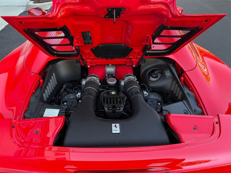 2015 Ferrari 458 Spider   - Photo 47 - Bonita Springs, FL 34134