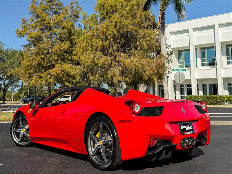 2015 Ferrari 458 Spider   - Photo 55 - Bonita Springs, FL 34134