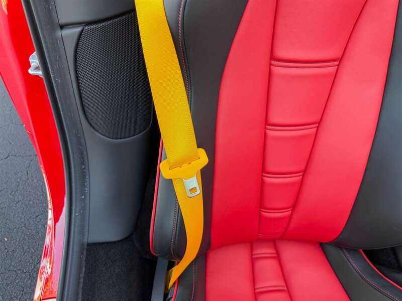 2015 Ferrari 458 Spider   - Photo 38 - Bonita Springs, FL 34134