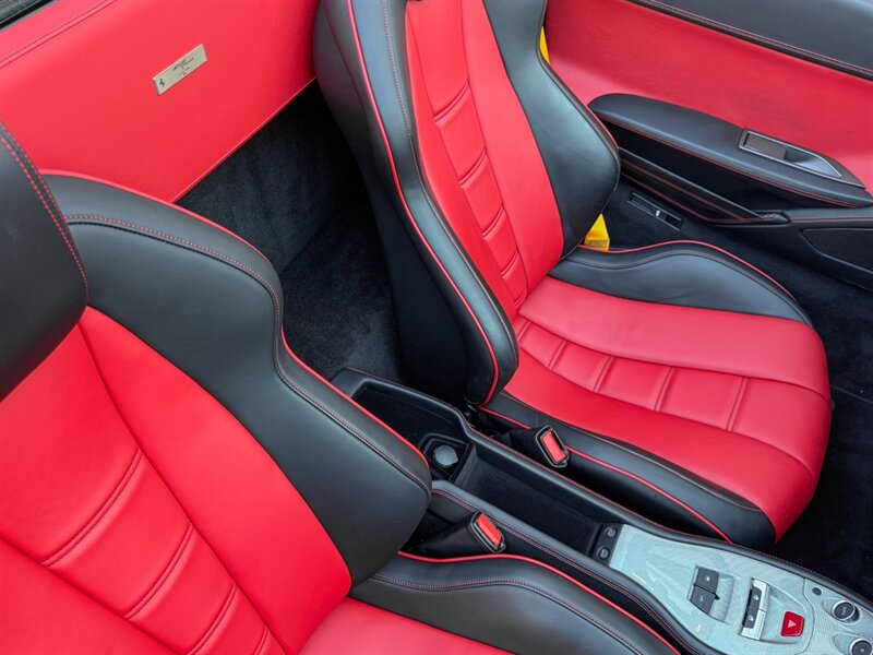 2015 Ferrari 458 Spider   - Photo 41 - Bonita Springs, FL 34134