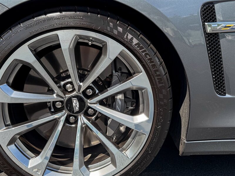 2019 Cadillac CTS-V - Photo 48 - Bonita Springs, FL 34134