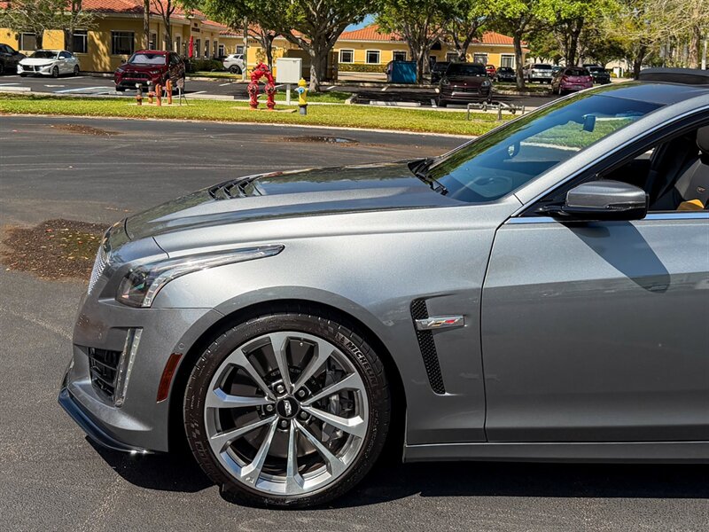 2019 Cadillac CTS-V - Photo 46 - Bonita Springs, FL 34134