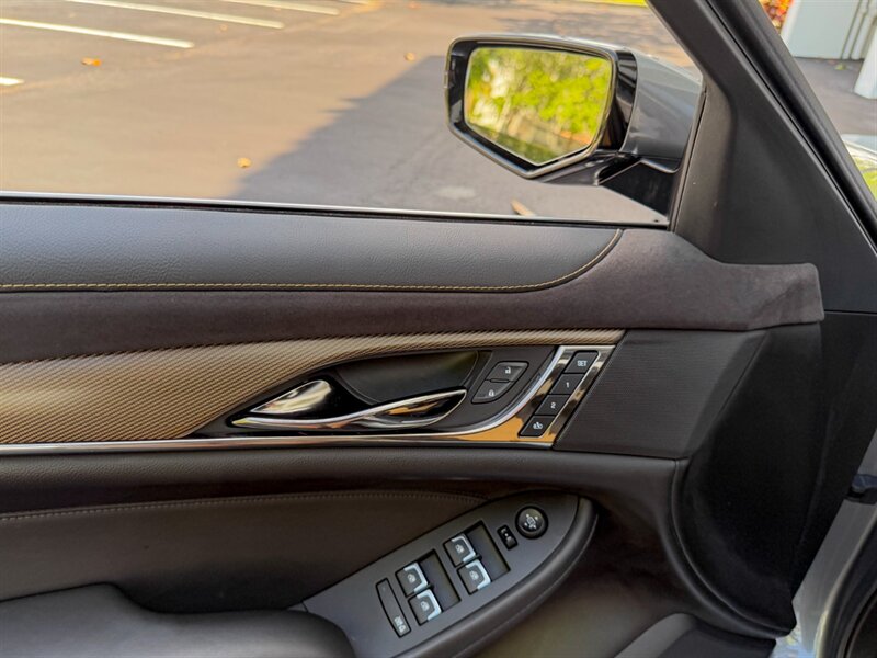 2019 Cadillac CTS-V - Photo 25 - Bonita Springs, FL 34134