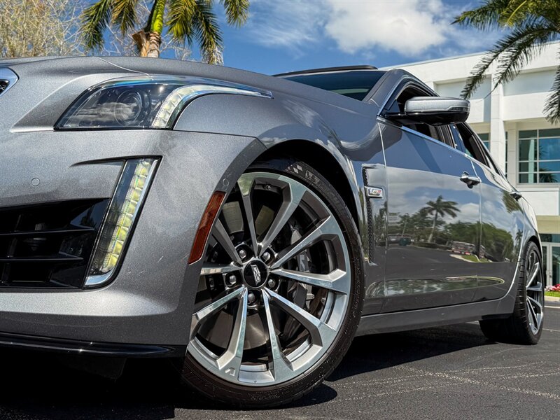 2019 Cadillac CTS-V - Photo 12 - Bonita Springs, FL 34134