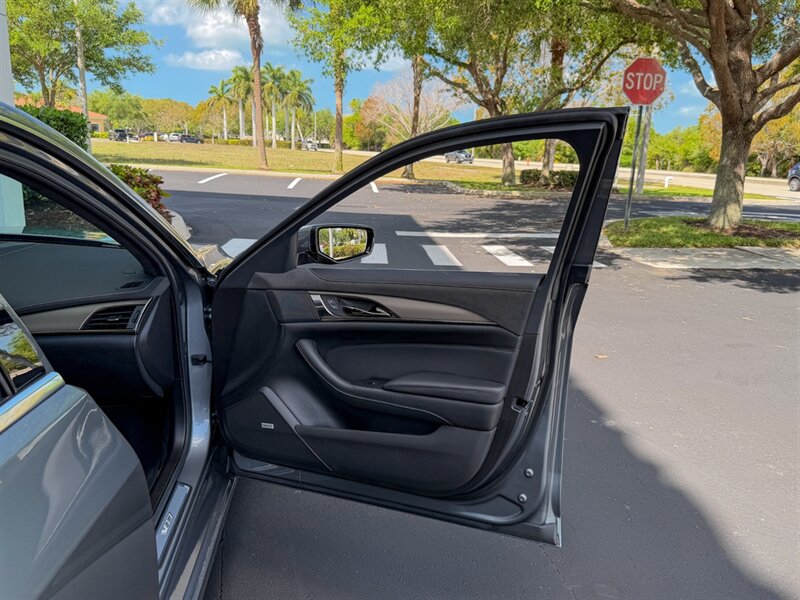 2019 Cadillac CTS-V - Photo 40 - Bonita Springs, FL 34134