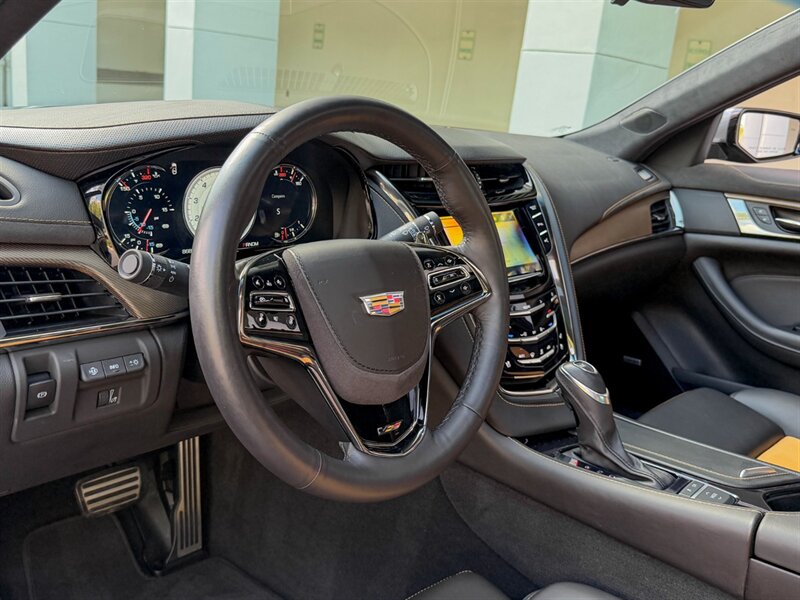 2019 Cadillac CTS-V - Photo 13 - Bonita Springs, FL 34134