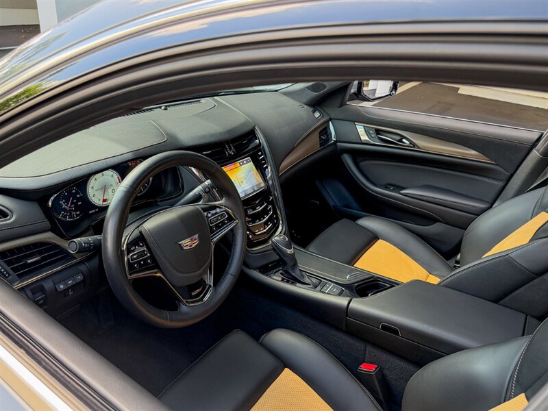 2019 Cadillac CTS-V - Photo 2 - Bonita Springs, FL 34134