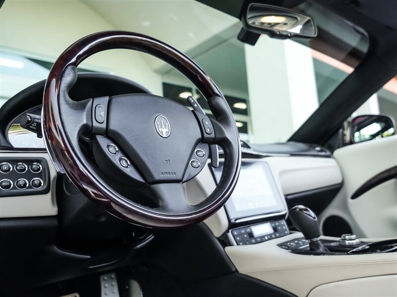 2018 Maserati GranTurismo Sport - Photo 12 - Bonita Springs, FL 34134