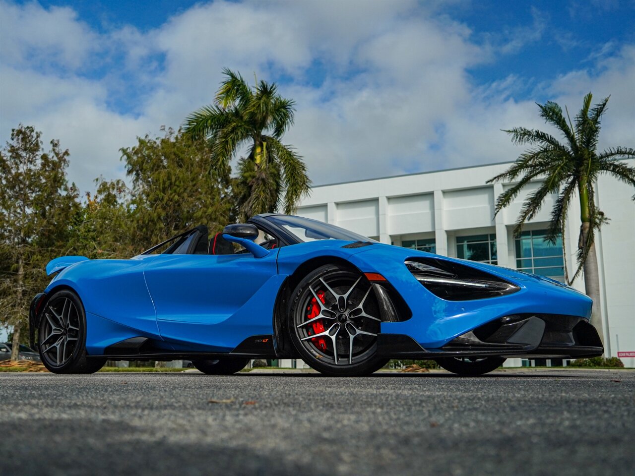 2022 McLaren 765LT Spider   - Photo 79 - Bonita Springs, FL 34134