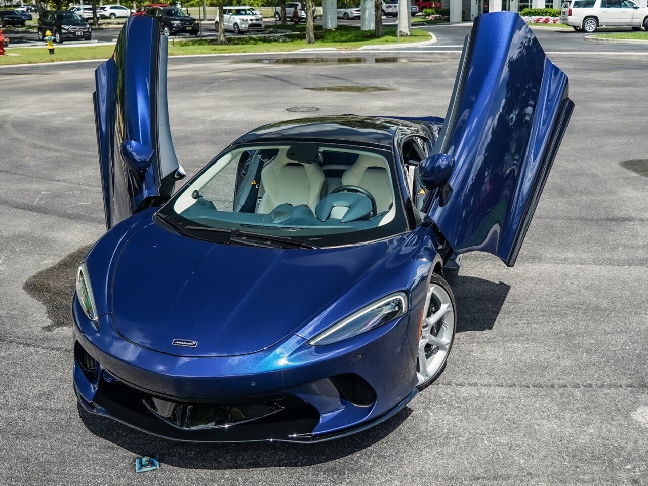 2020 McLaren GT   - Photo 10 - Bonita Springs, FL 34134