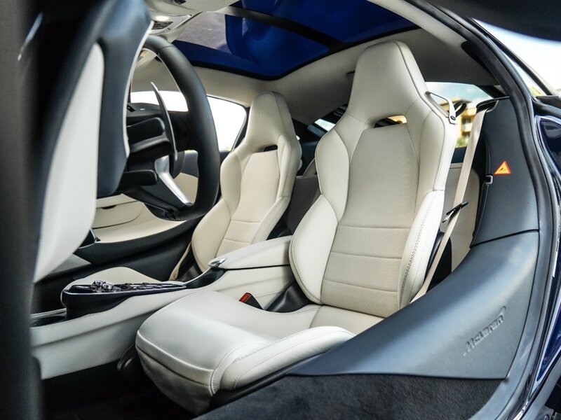 2020 McLaren GT - Photo 19 - Bonita Springs, FL 34134