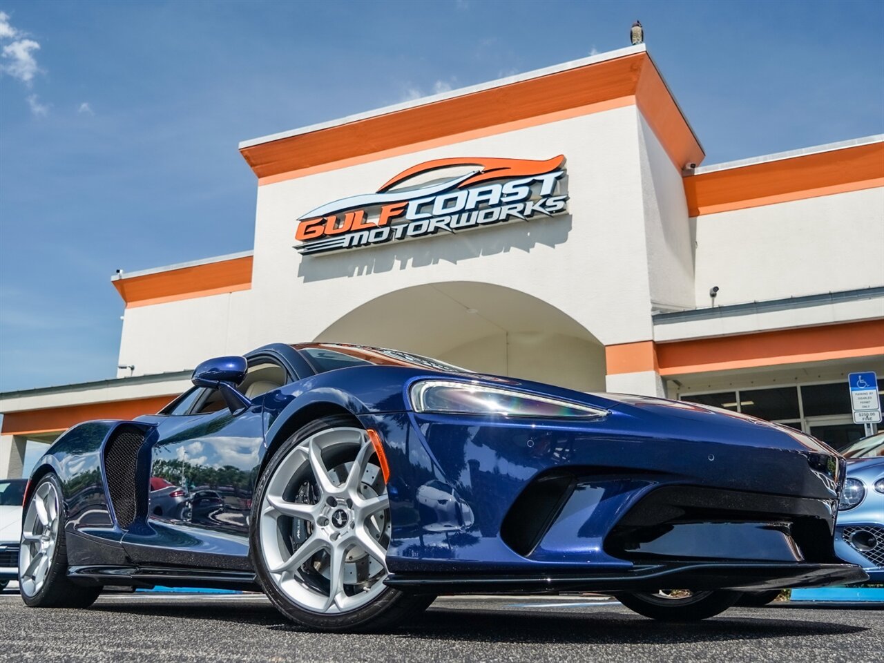 2020 McLaren GT   - Photo 47 - Bonita Springs, FL 34134