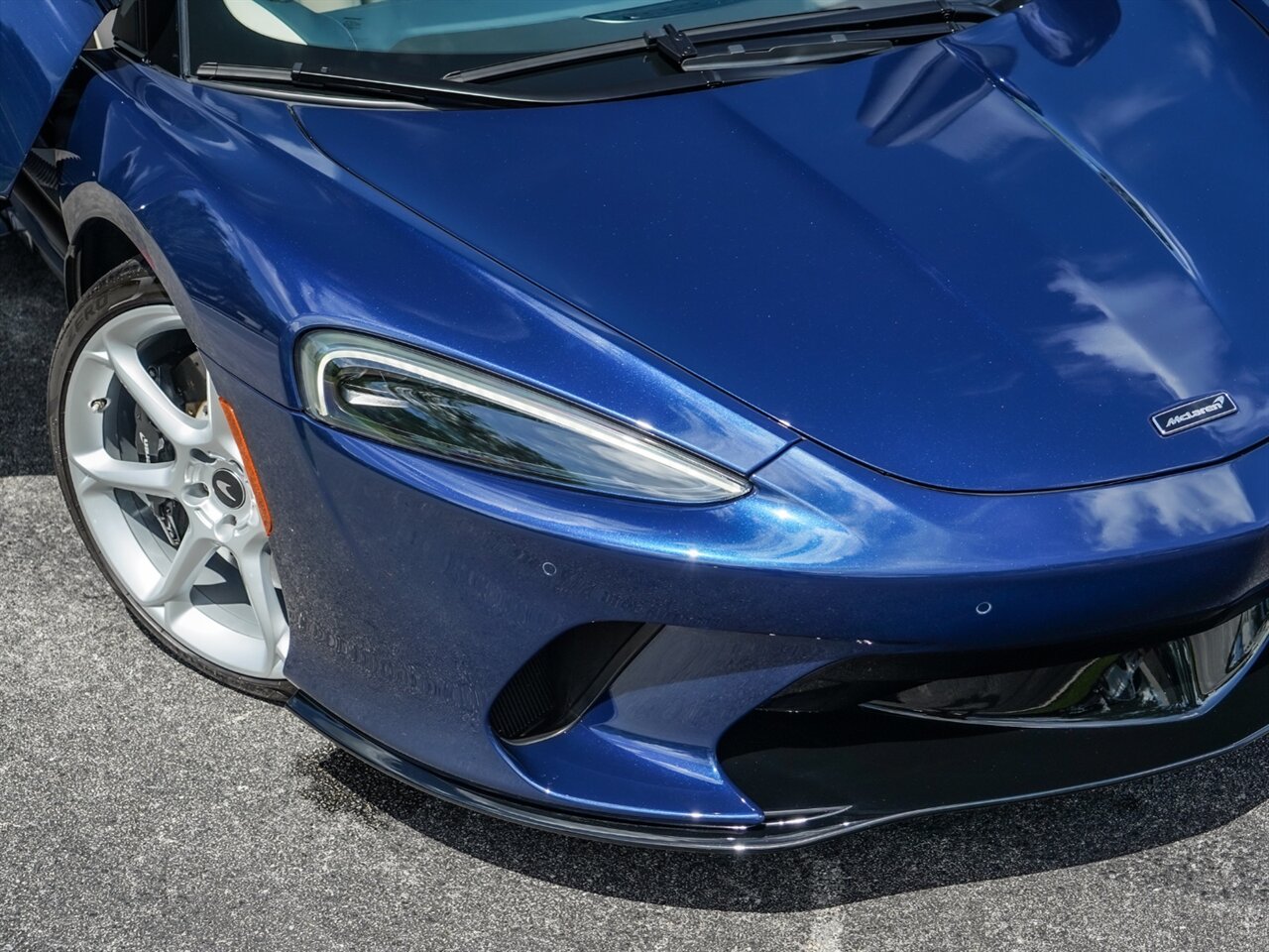 2020 McLaren GT   - Photo 41 - Bonita Springs, FL 34134