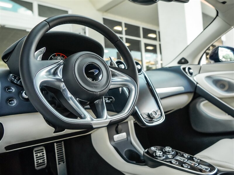 2020 McLaren GT - Photo 13 - Bonita Springs, FL 34134