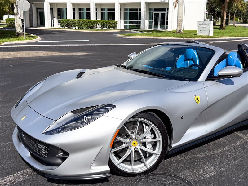 2023 Ferrari 812 GTS   - Photo 9 - Bonita Springs, FL 34134