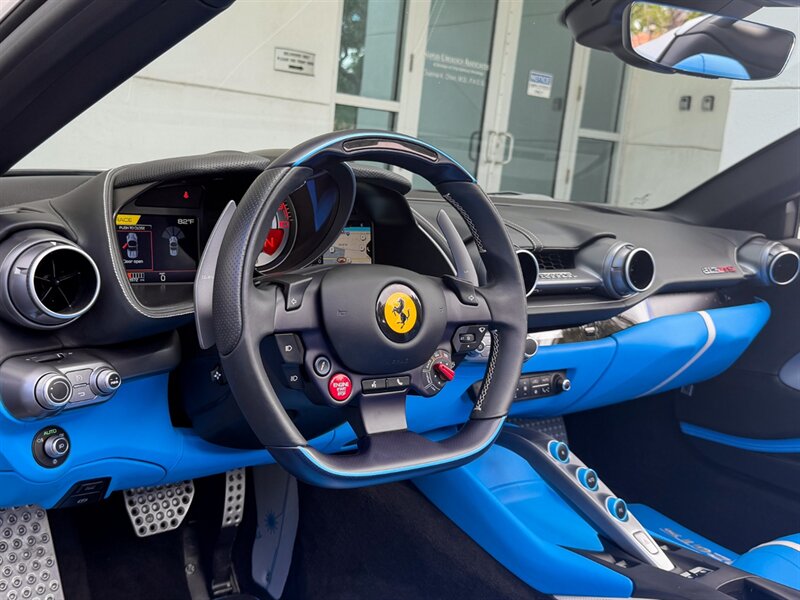 2023 Ferrari 812 GTS   - Photo 12 - Bonita Springs, FL 34134