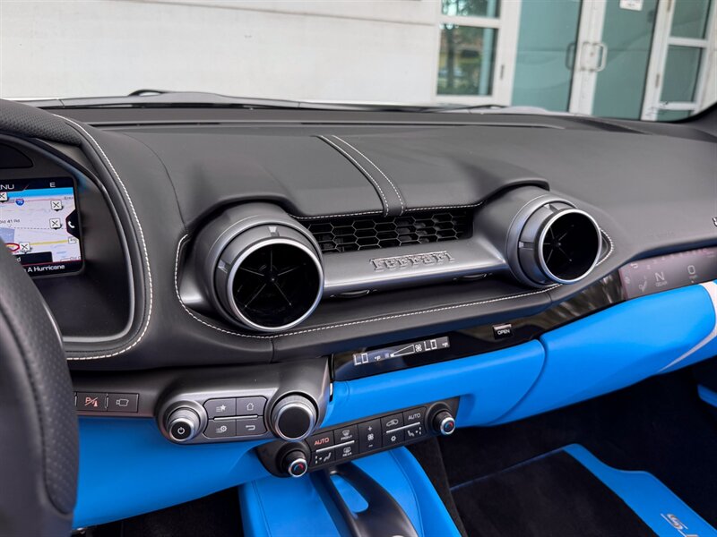 2023 Ferrari 812 GTS   - Photo 15 - Bonita Springs, FL 34134