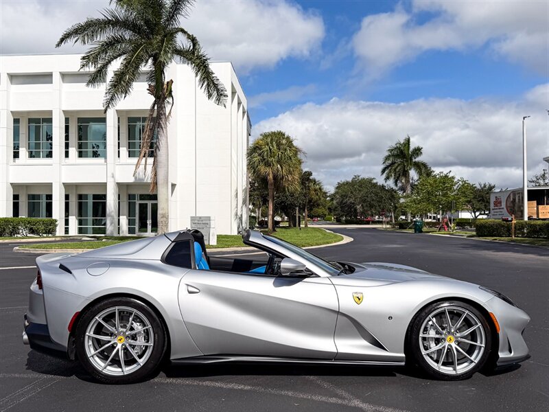 2023 Ferrari 812 GTS   - Photo 60 - Bonita Springs, FL 34134