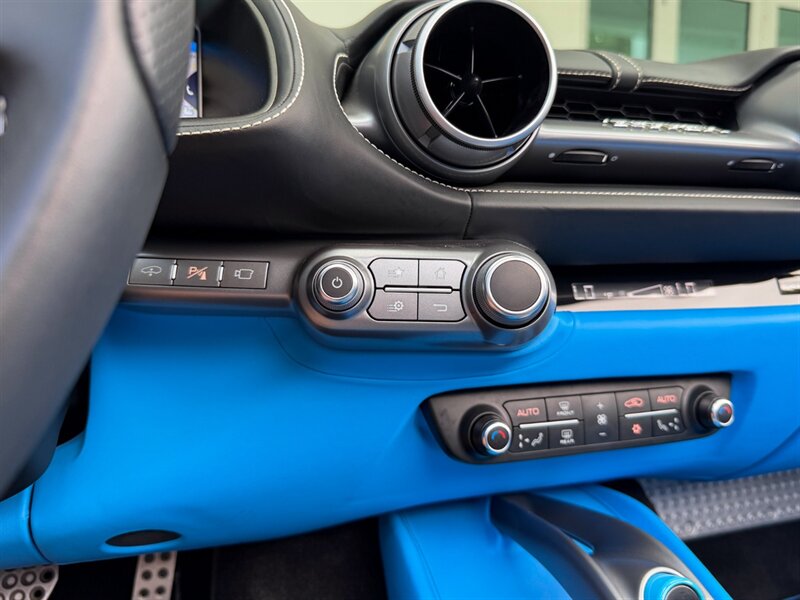 2023 Ferrari 812 GTS   - Photo 16 - Bonita Springs, FL 34134