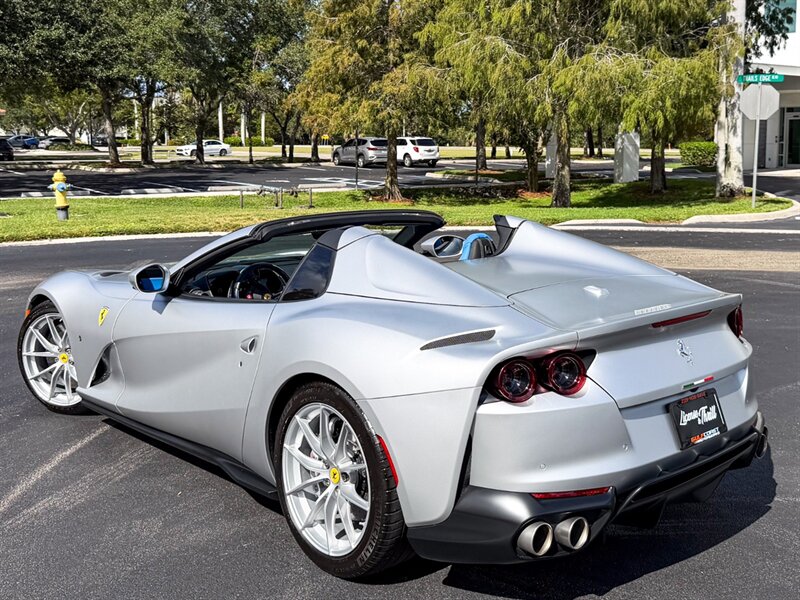 2023 Ferrari 812 GTS   - Photo 44 - Bonita Springs, FL 34134