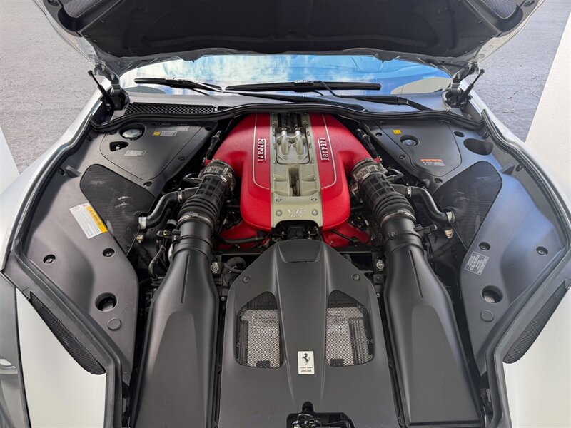 2023 Ferrari 812 GTS   - Photo 36 - Bonita Springs, FL 34134