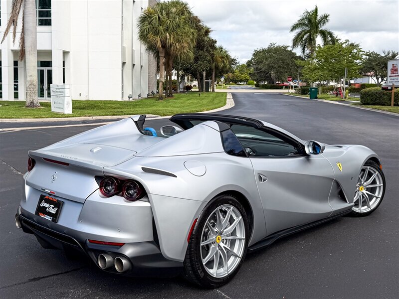 2023 Ferrari 812 GTS   - Photo 59 - Bonita Springs, FL 34134