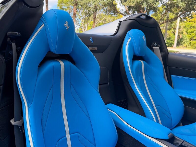 2023 Ferrari 812 GTS   - Photo 29 - Bonita Springs, FL 34134