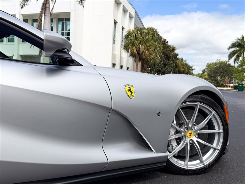 2023 Ferrari 812 GTS   - Photo 58 - Bonita Springs, FL 34134