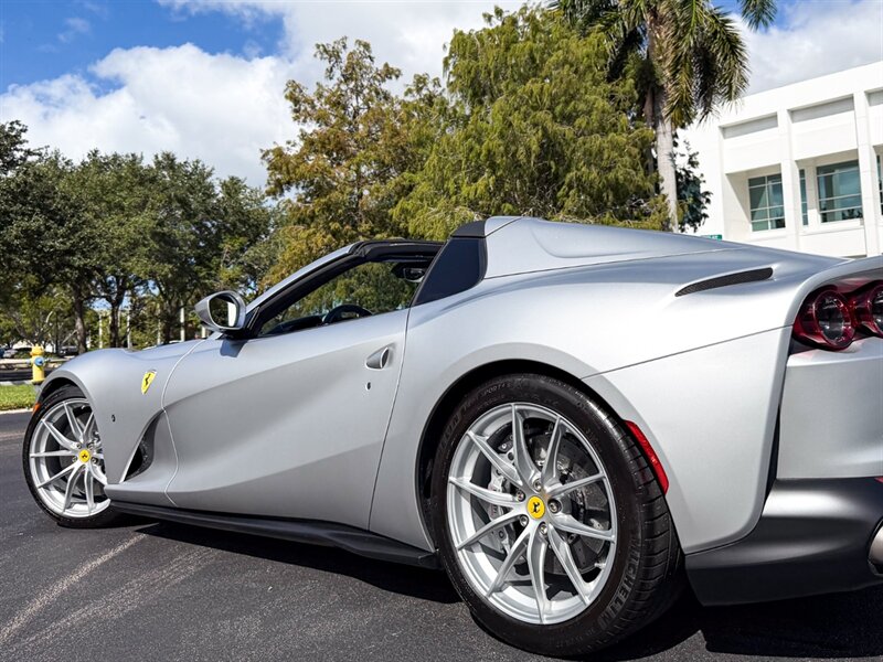 2023 Ferrari 812 GTS   - Photo 46 - Bonita Springs, FL 34134
