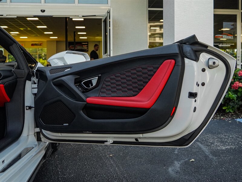 2017 Lamborghini Huracan LP 610-4 Spyder - Photo 34 - Bonita Springs, FL 34134