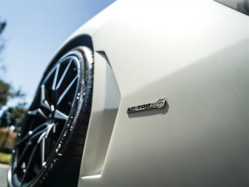 2014 Lamborghini Aventador LP 700-4   - Photo 10 - Bonita Springs, FL 34134