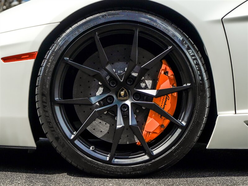 2014 Lamborghini Aventador LP 700-4   - Photo 28 - Bonita Springs, FL 34134