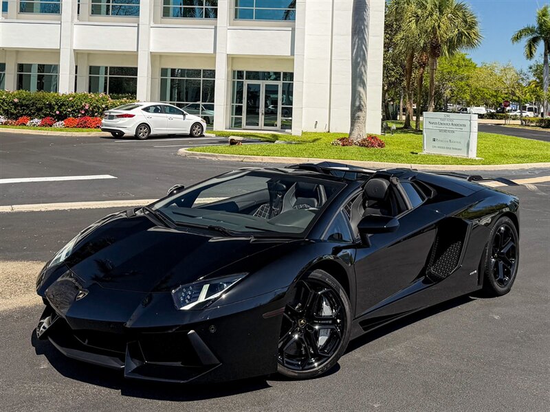 2016 Lamborghini Aventador LP 700-4  Roadster - Photo 9 - Bonita Springs, FL 34134