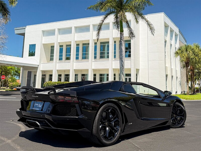 2016 Lamborghini Aventador LP 700-4  Roadster - Photo 63 - Bonita Springs, FL 34134