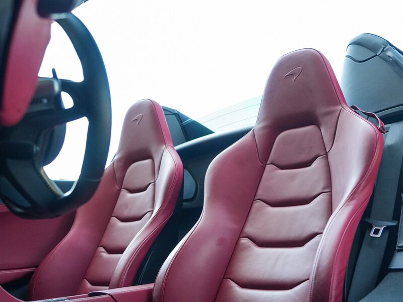 2016 McLaren 650S Spider   - Photo 23 - Bonita Springs, FL 34134