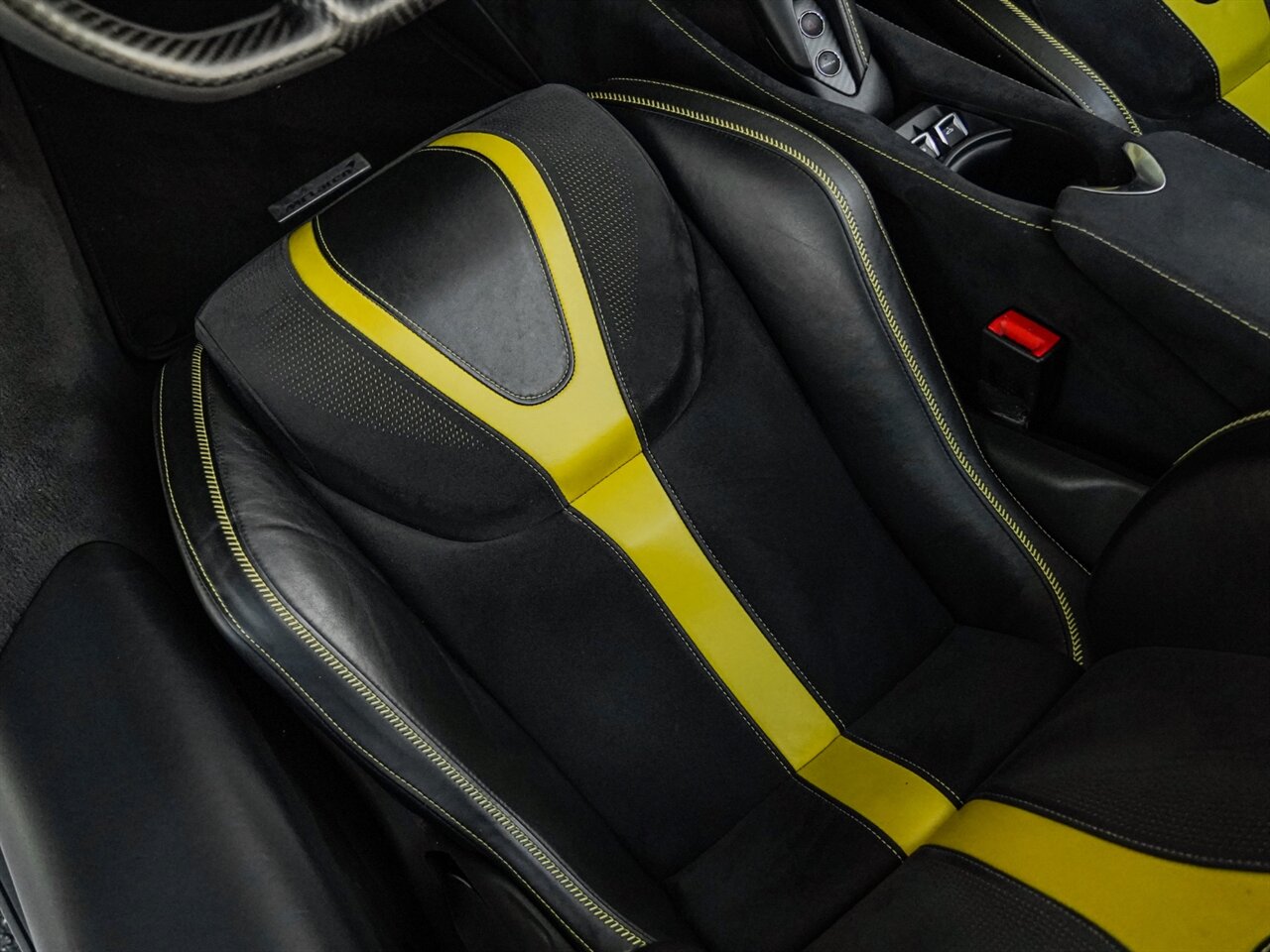 2020 McLaren 720S Spider Performance   - Photo 21 - Bonita Springs, FL 34134