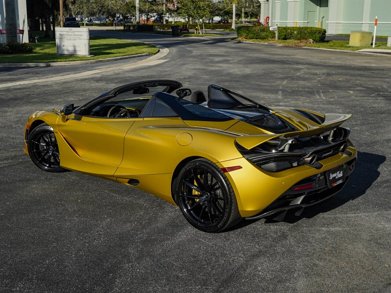 2020 McLaren 720S Spider Performance   - Photo 38 - Bonita Springs, FL 34134