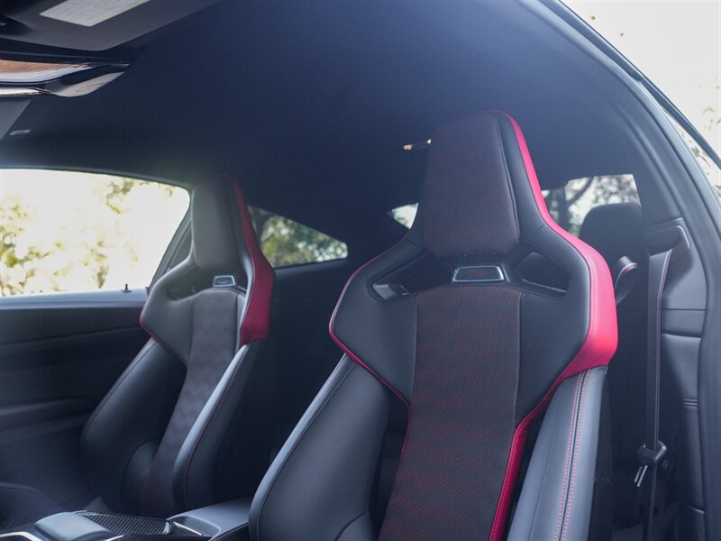 2025 BMW M4 CS - Photo 30 - Bonita Springs, FL 34134