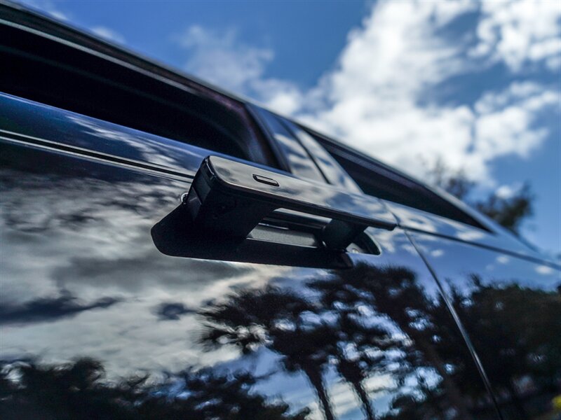 2020 Land Rover Range Rover Velar SVAutobiography Dyna - Photo 40 - Bonita Springs, FL 34134