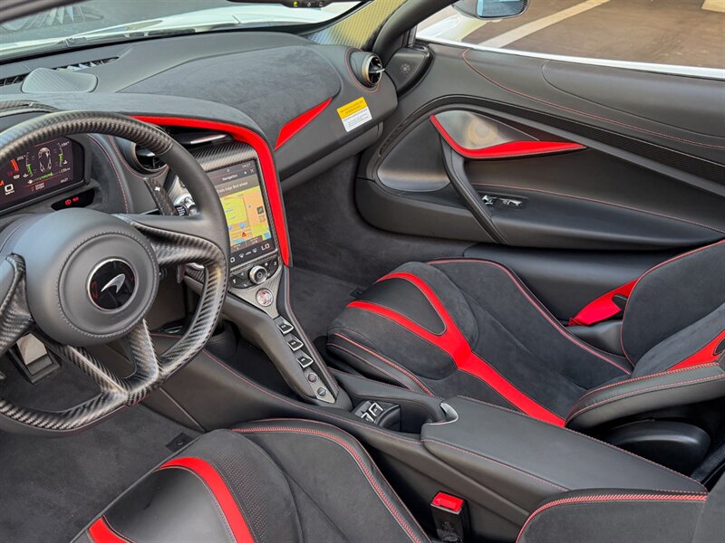 2021 McLaren 720S Spider Performance - Photo 18 - Bonita Springs, FL 34134