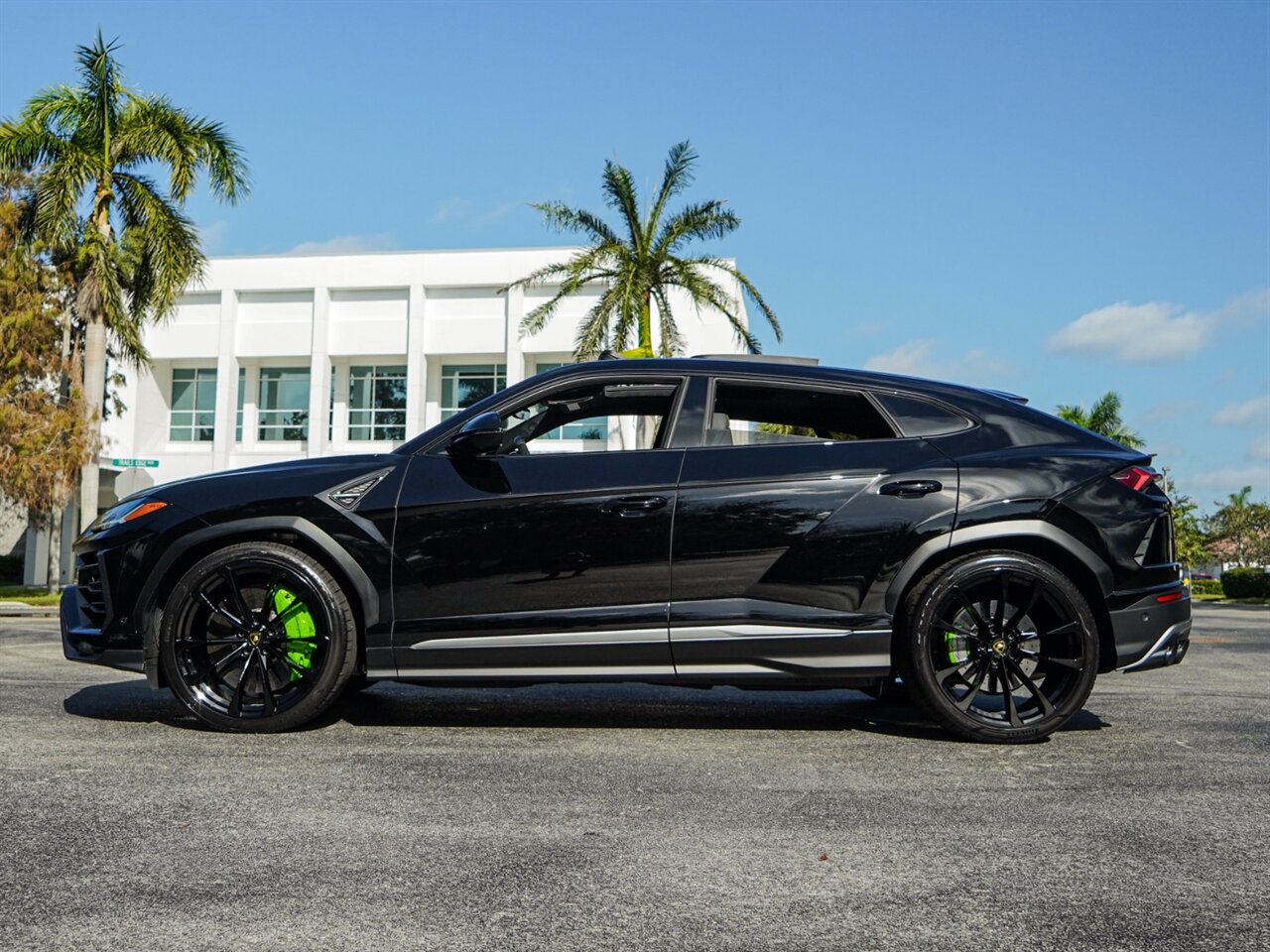 2022 Lamborghini Urus   - Photo 46 - Bonita Springs, FL 34134