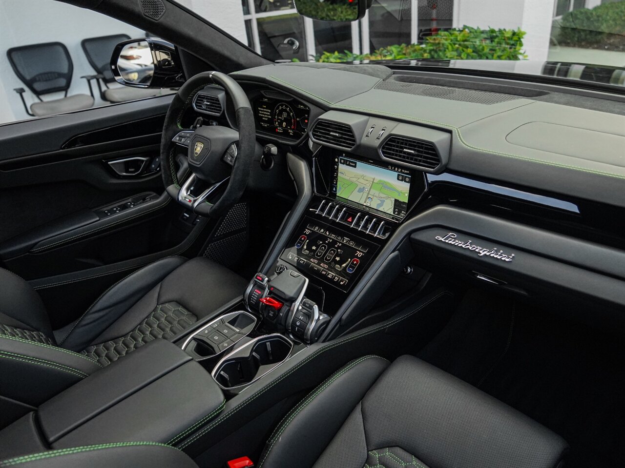 2022 Lamborghini Urus   - Photo 33 - Bonita Springs, FL 34134