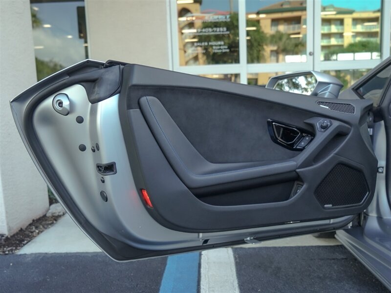 2020 Lamborghini Huracan LP 640-4 EVO - Photo 20 - Bonita Springs, FL 34134
